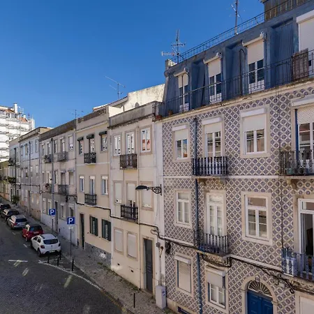 Comfort & Bright By Lovelystay Lisbon