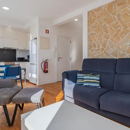 Apartment Comfort & Bright By Lovelystay *