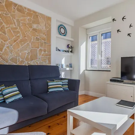 Comfort & Bright By Lovelystay Apartment