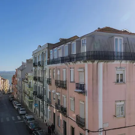 Comfort & Bright Tagus River Apt By Lovelystay Apartamento Lisboa