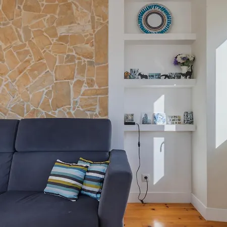 Apartment Comfort & Bright By Lovelystay