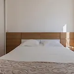 Апартаменты Comfort & Bright By Lovelystay *