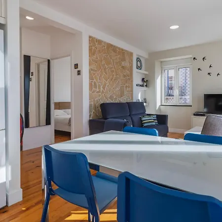 Apartment Comfort & Bright By Lovelystay *