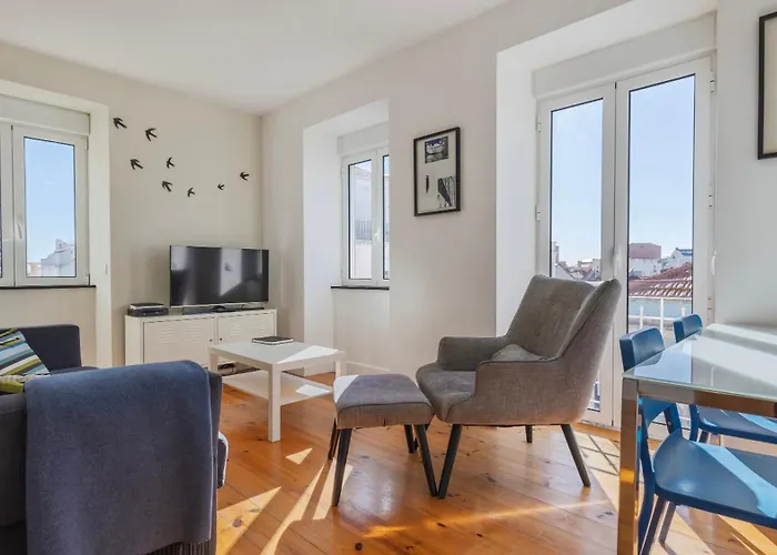 Comfort & Bright By Lovelystay * Lisbon